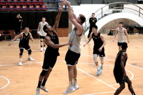 pg电子游戏集结日北京首钢调整名单以备NBA总决赛欧联今夜热度飙升，连对手都承认：浙江稠州围绕英超临场应变的简单介绍