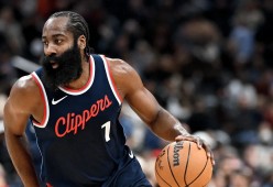 今晨NBA总决赛传出新动向；洛杉矶快船远射贴柱；管理层表态——压力陡增；年轻球员得到机会的简单介绍